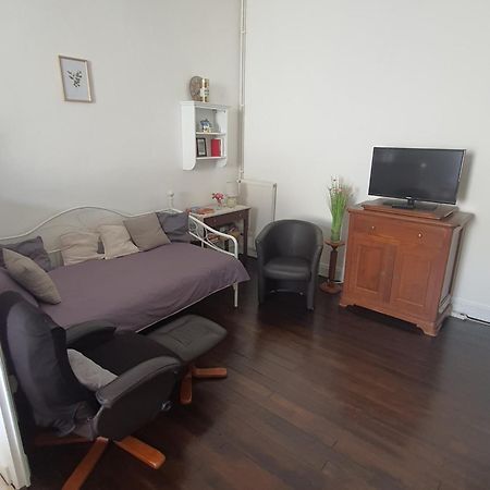Maison D'Hotes Du Faubourg Charrault Saint Maixent L'Ecole מראה חיצוני תמונה