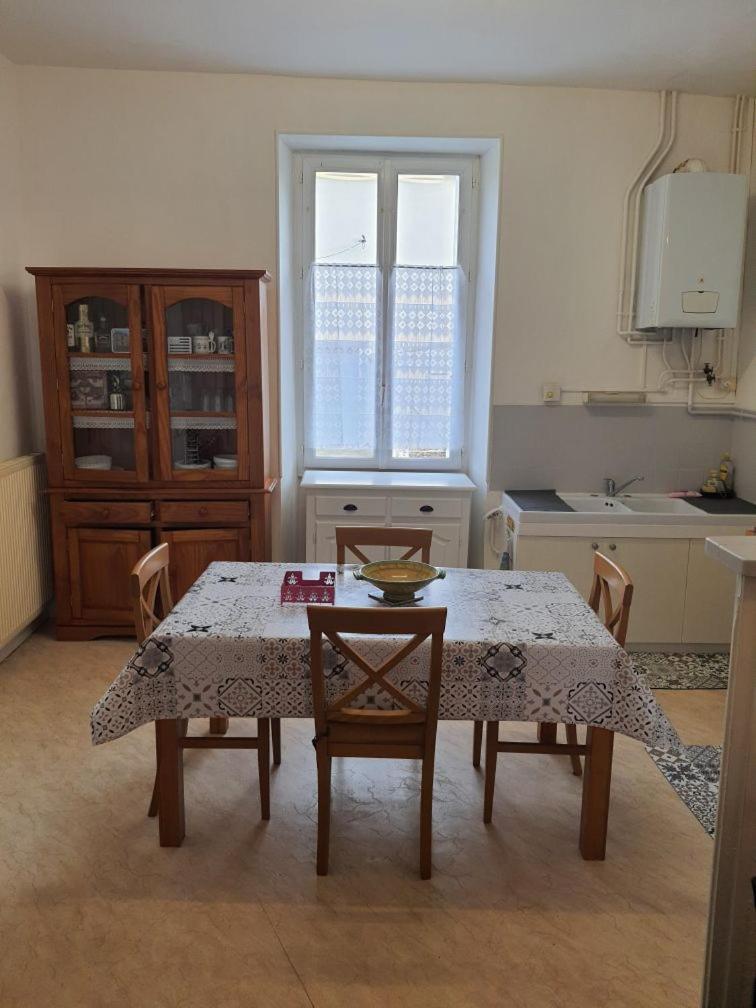 Maison D'Hotes Du Faubourg Charrault Saint Maixent L'Ecole מראה חיצוני תמונה