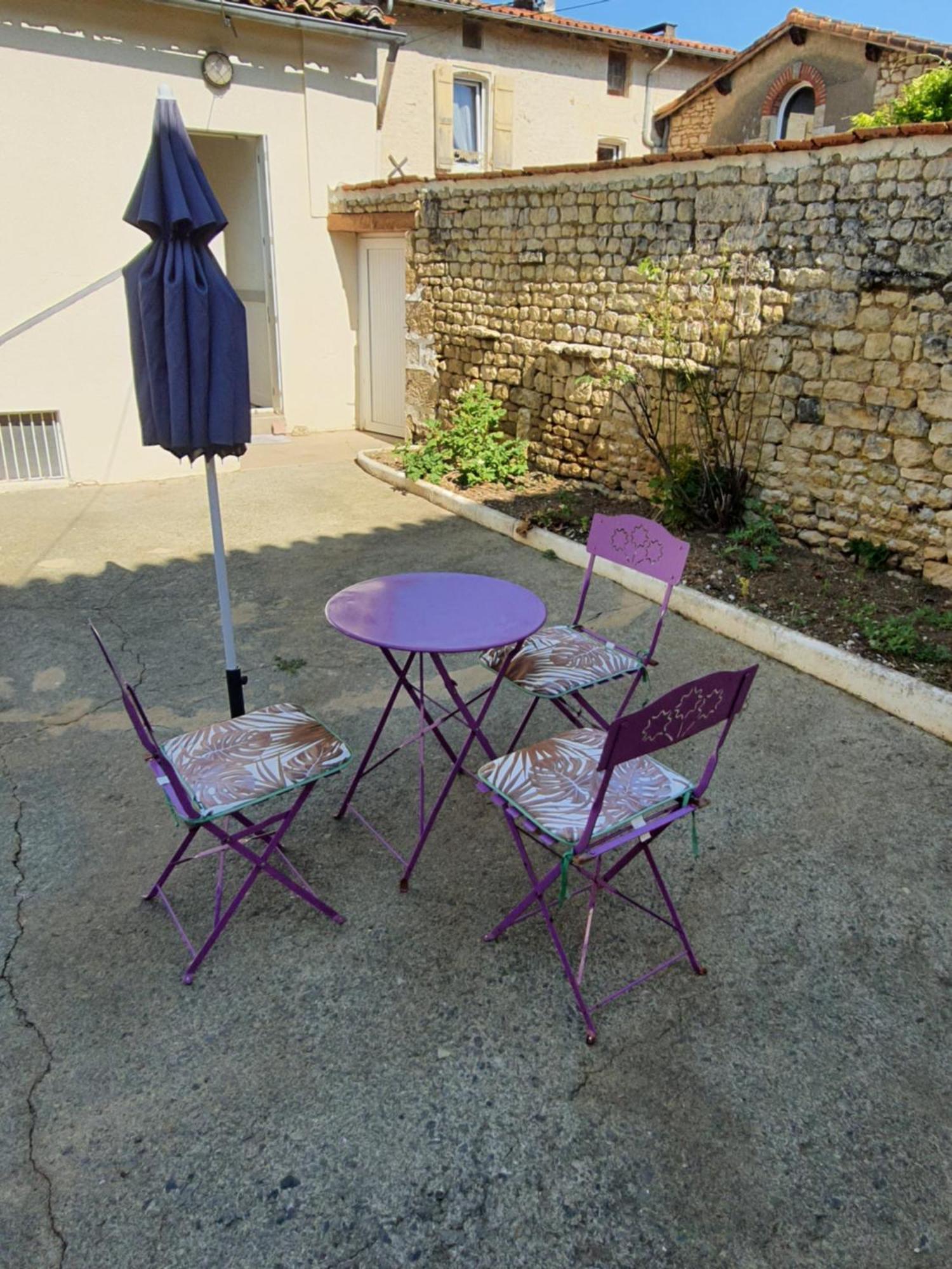 Maison D'Hotes Du Faubourg Charrault Saint Maixent L'Ecole מראה חיצוני תמונה
